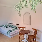 Tulipánvendégház Vendégház Keszthely