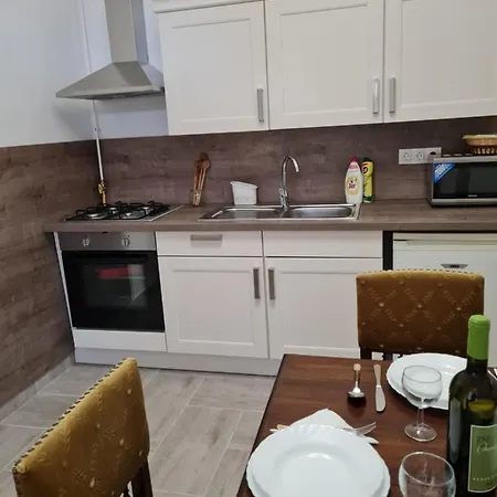 Tulipanvendeghaz Guest house