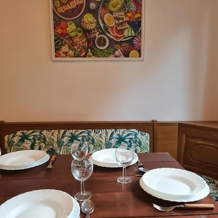 Guest house Tulipanvendeghaz