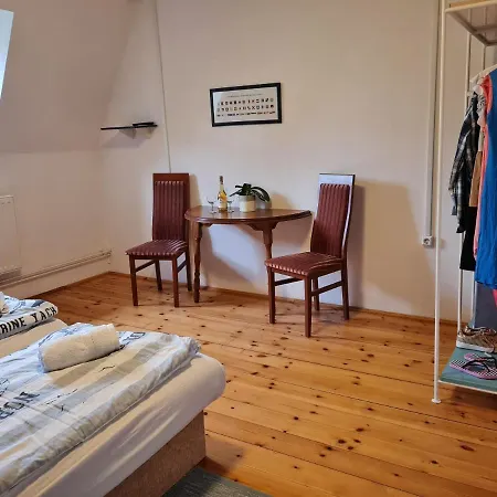 Tulipanvendeghaz Guest house 3*