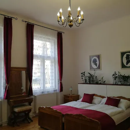 Tulipanvendeghaz 3* Keszthely
