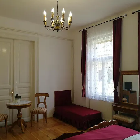Tulipanvendeghaz Keszthely