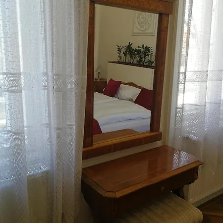 Tulipanvendeghaz Guest house Keszthely