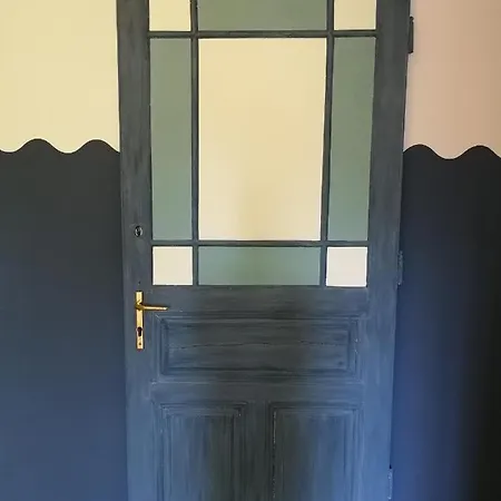 Tulipanvendeghaz 招待所
