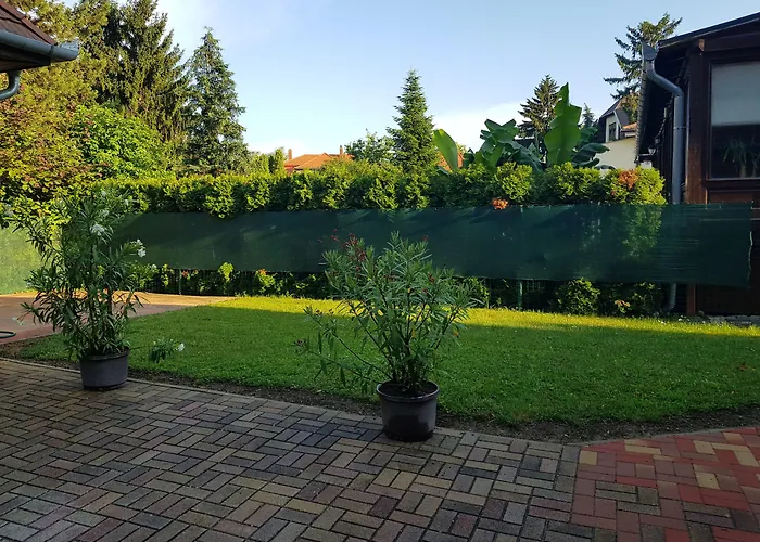 Tulipanvendeghaz 게스트하우스 케츨리