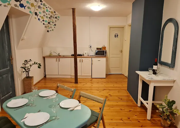 게스트하우스 Tulipanvendeghaz